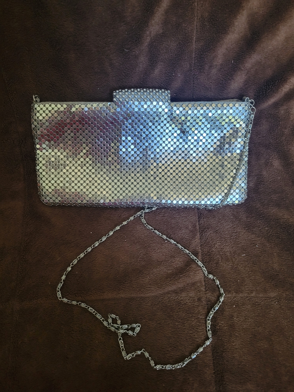 Source Unknown Shimmering Silver Mesh Clutch - Picture 4 of 5
